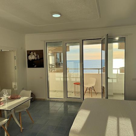 Beachfront Marilyn Durres Exterior photo