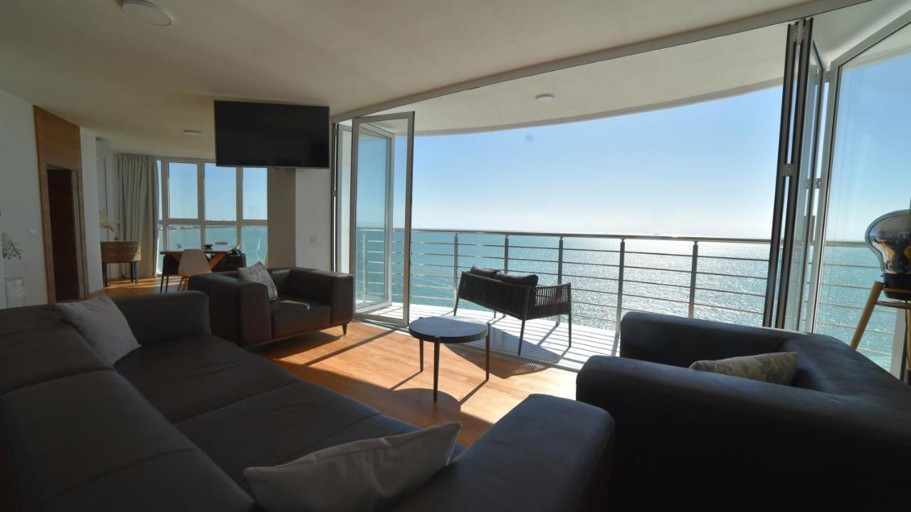 Beachfront Marilyn Durres Exterior photo