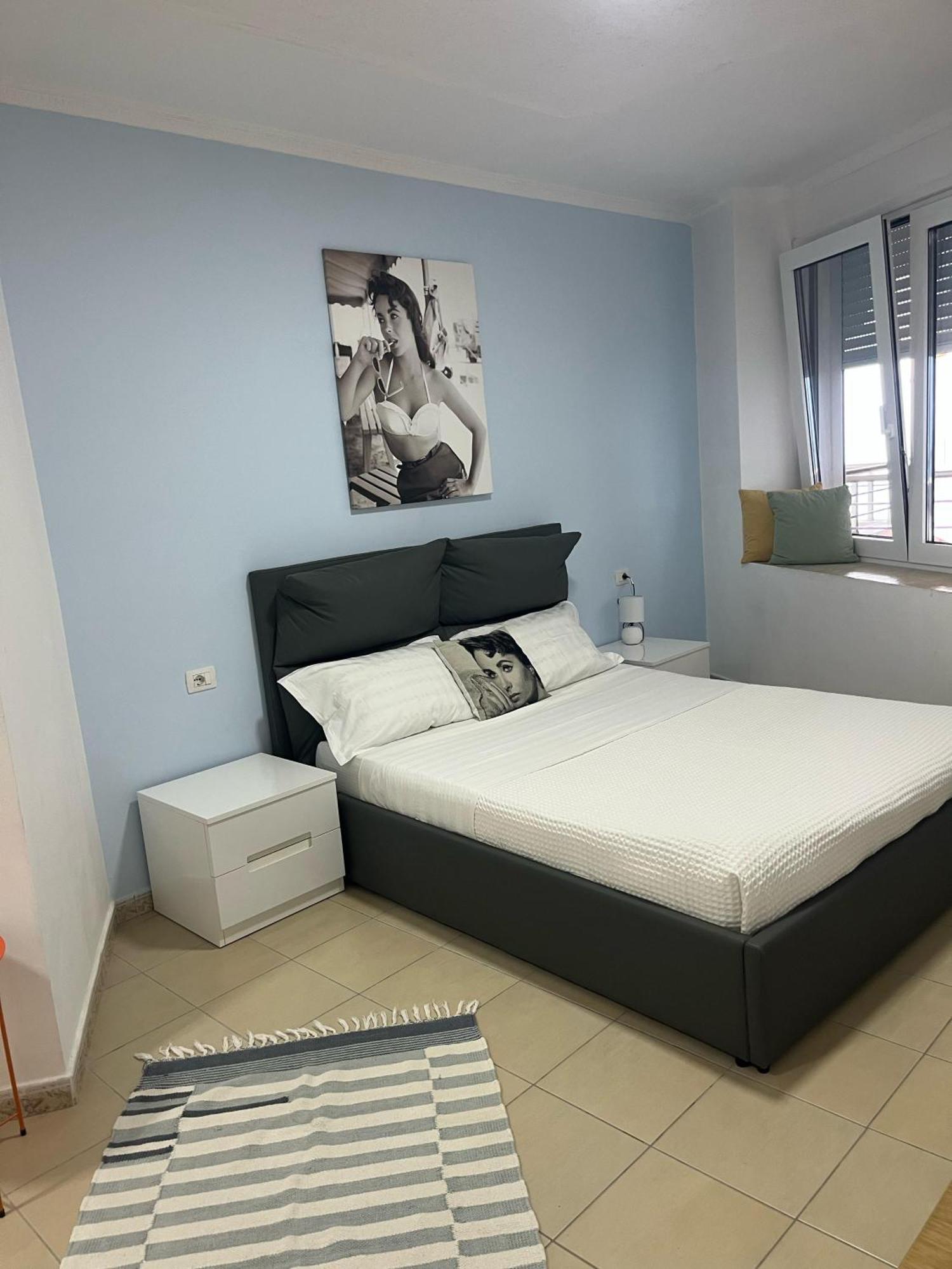Beachfront Marilyn Durres Exterior photo